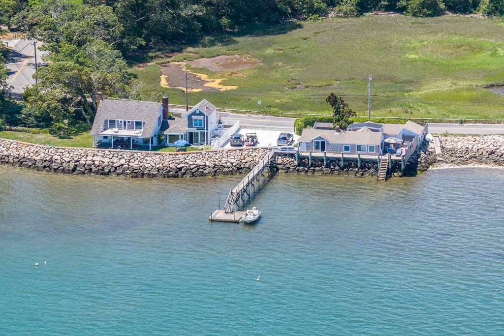 Orleans, Massachusetts 02653, United States, 7 Bedrooms Bedrooms, ,7 BathroomsBathrooms,Residential,Active,128183