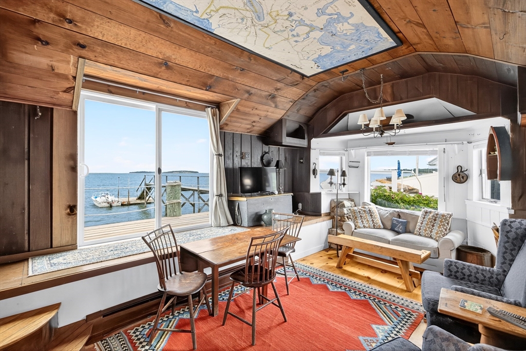 Orleans, Massachusetts 02653, United States, 7 Bedrooms Bedrooms, ,7 BathroomsBathrooms,Residential,Active,128183