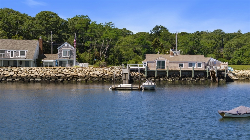 Orleans, Massachusetts 02653, United States, 7 Bedrooms Bedrooms, ,7 BathroomsBathrooms,Residential,Active,128183