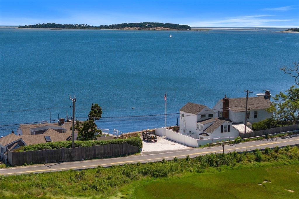 Orleans, Massachusetts 02653, United States, 7 Bedrooms Bedrooms, ,7 BathroomsBathrooms,Residential,Active,128183