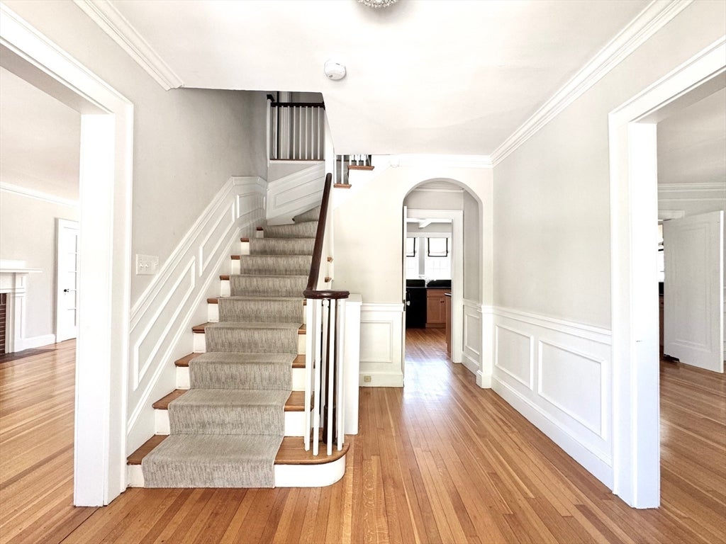 23 Benton Rd