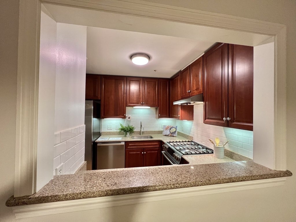 318 Rindge Ave #103, Cambridge, MA, 318 Rindge Ave #103, Cambridge, MA Photo #2