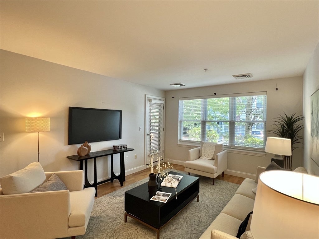 318 Rindge Ave #103, Cambridge, MA, 318 Rindge Ave #103, Cambridge, MA Photo #3