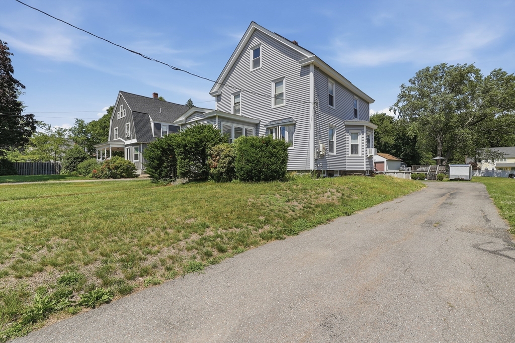 1113 Main Street