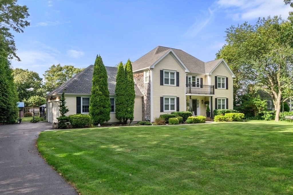 9 Fieldwood Drive