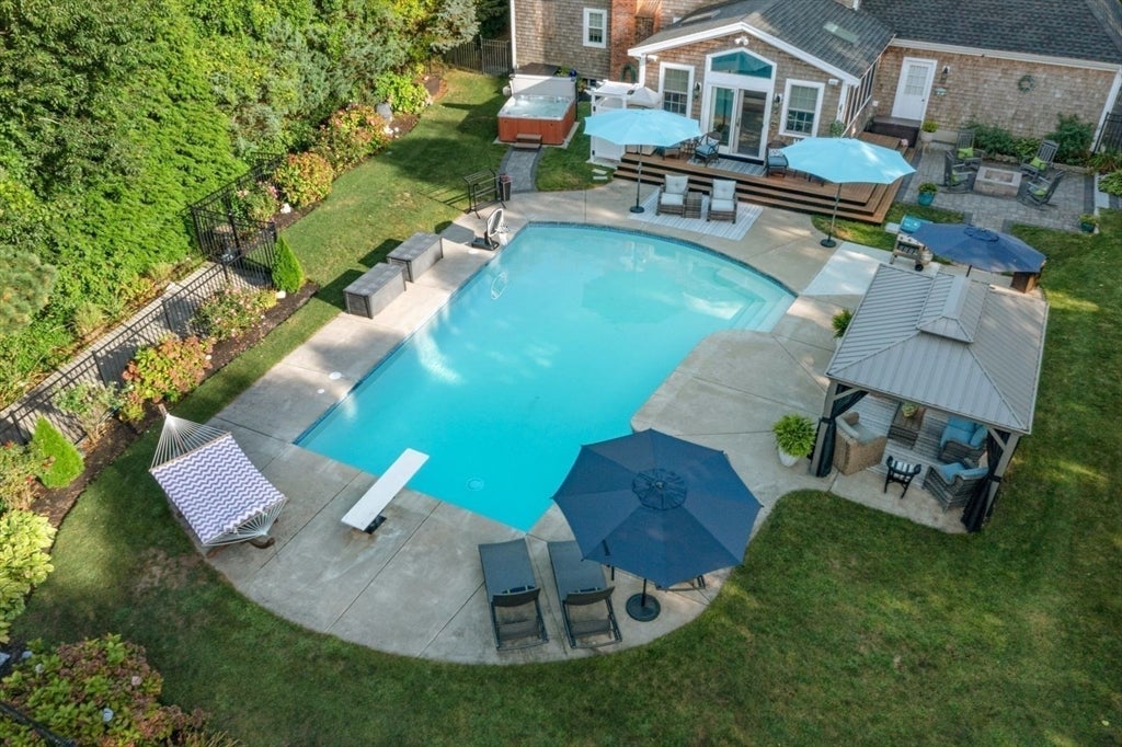 9 Fieldwood Drive, Bourne, MA Photo #7