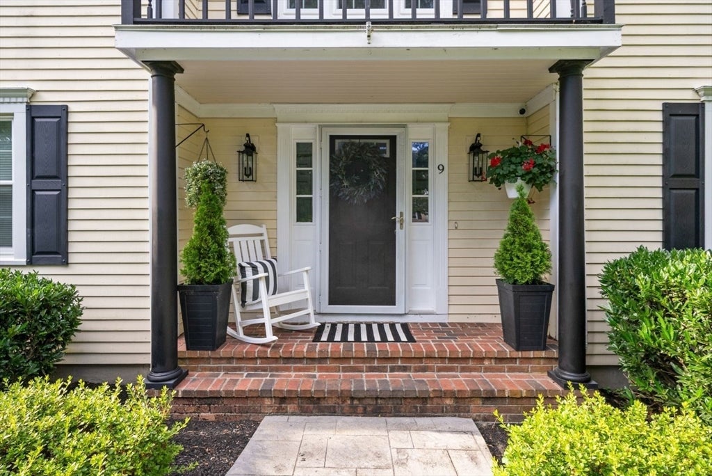 9 Fieldwood Drive, Bourne, MA Photo #6