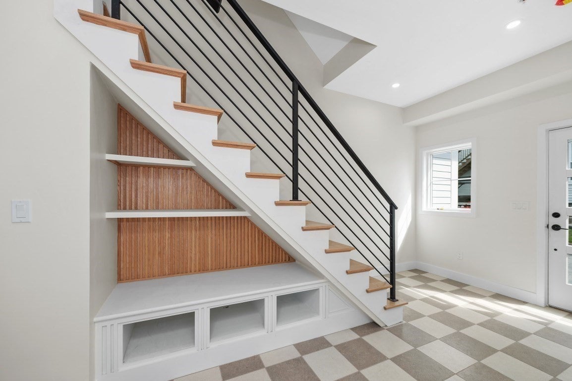 66 Orange Street #1, Waltham, MA Photo #25