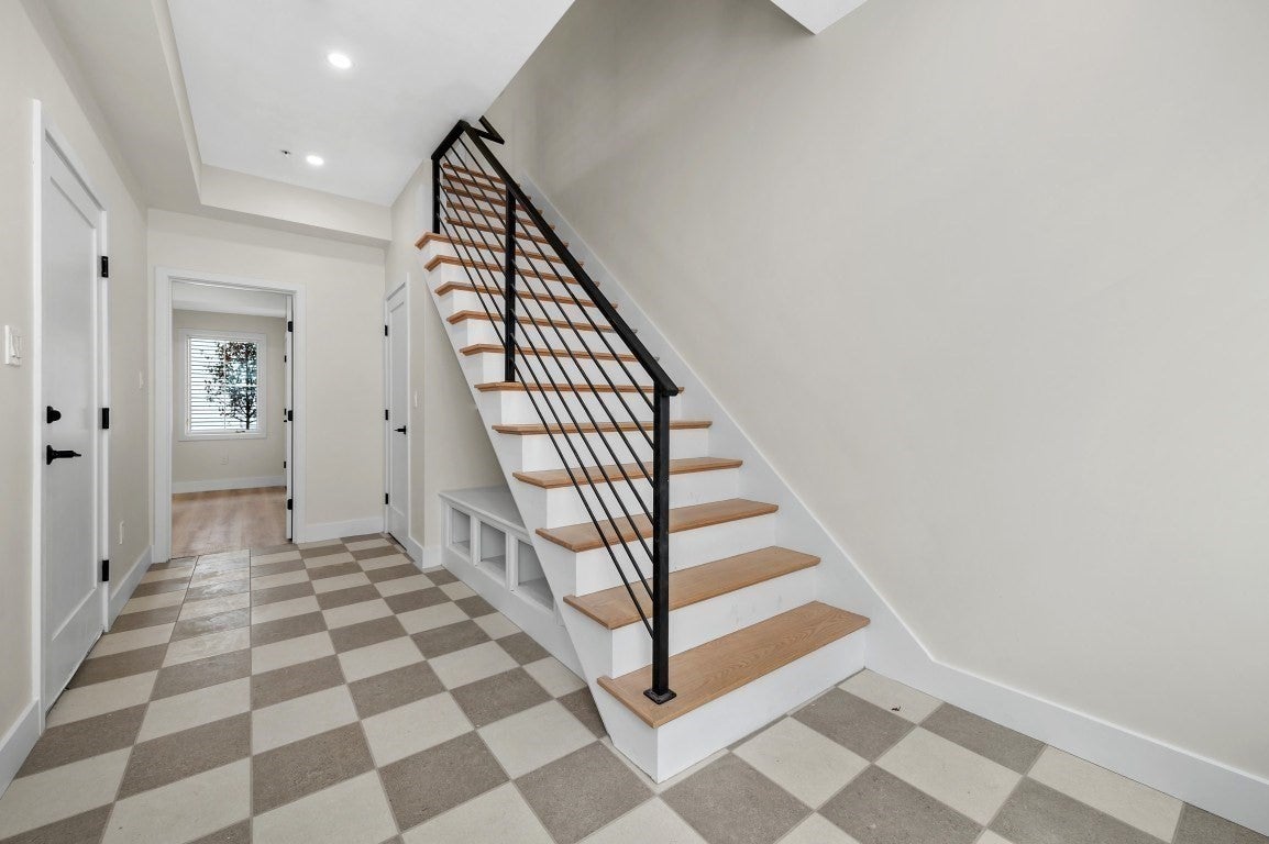 66 Orange Street #1, Waltham, MA Photo #24