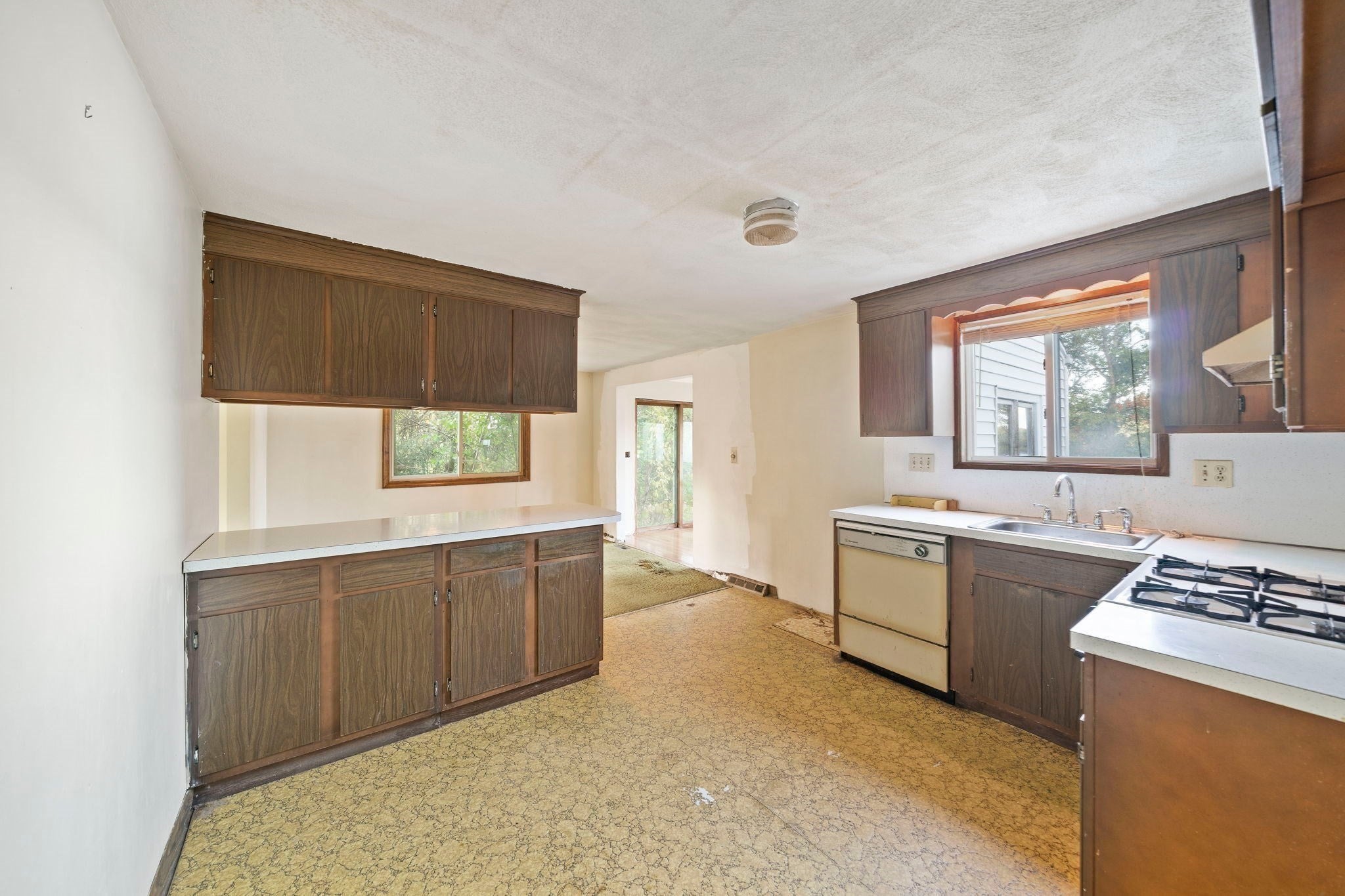 22-24 Adams Drive, Randolph, MA, 22-24 Adams Drive, Randolph, MA Photo #26