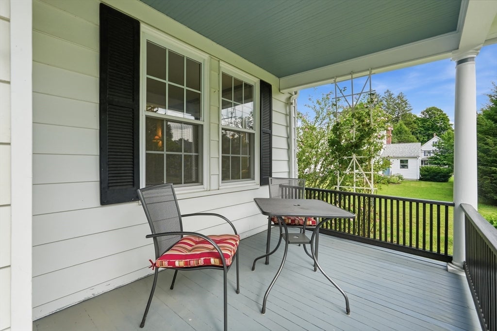 3 Mckinley Ave, Easthampton, MA Photo #4