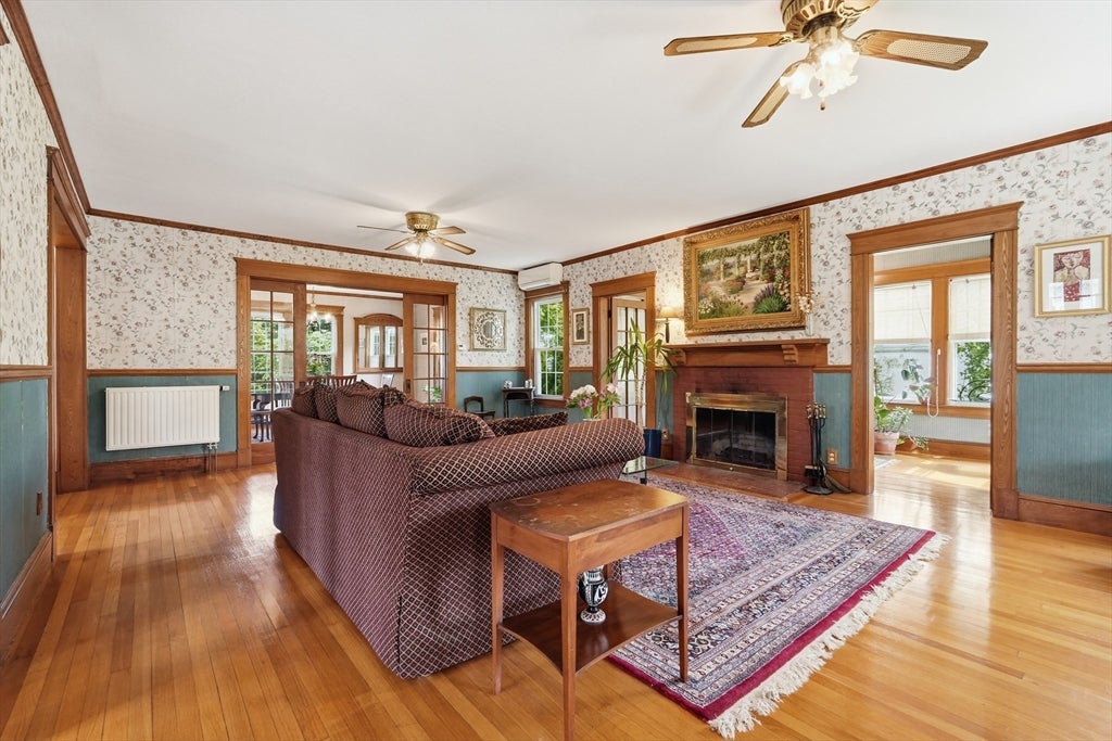 3 Mckinley Ave, Easthampton, MA Photo #9