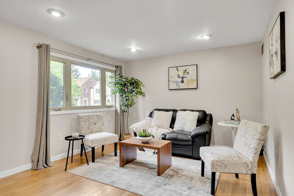11 Beth Cir #11, Acton, MA Photo #2