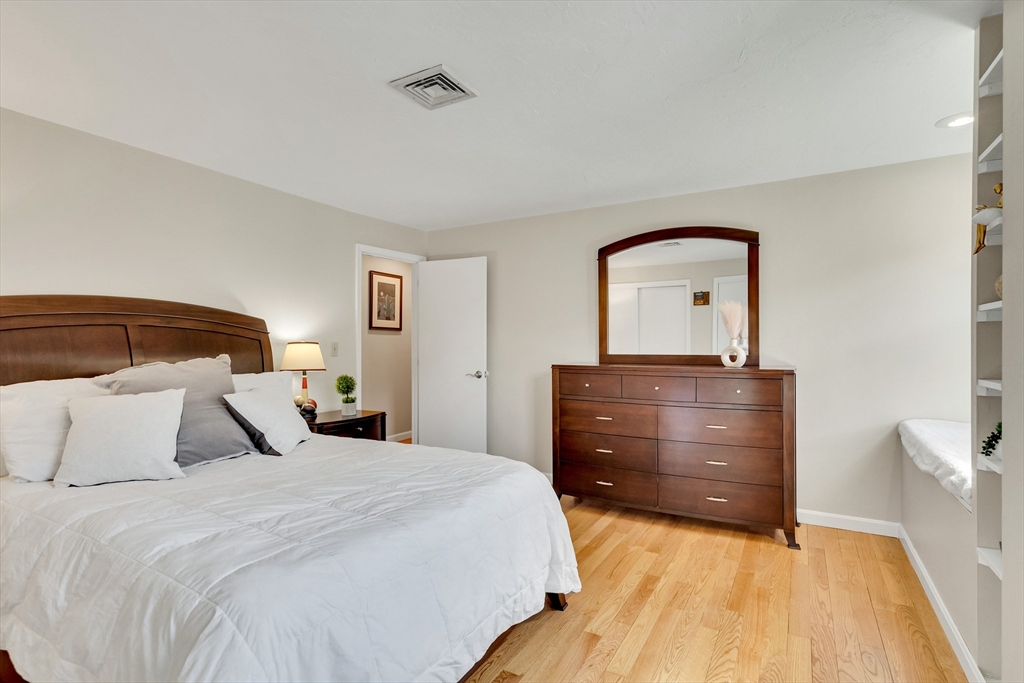 11 Beth Cir #11, Acton, MA Photo #20