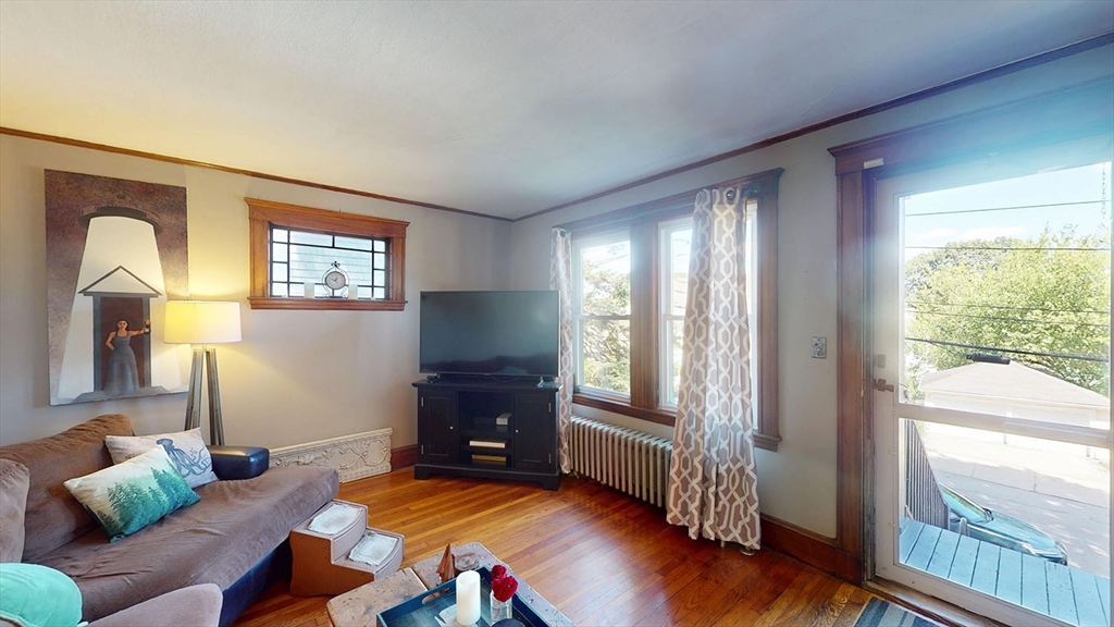 61 Whitford St