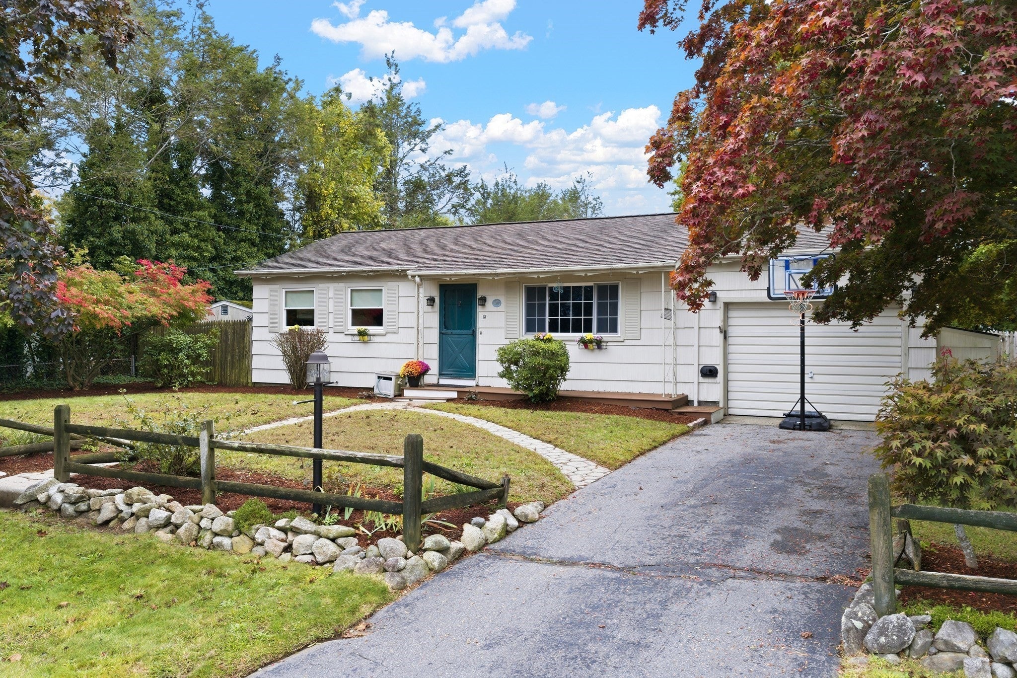 Photo of 15 Plante St, New Bedford, MA
