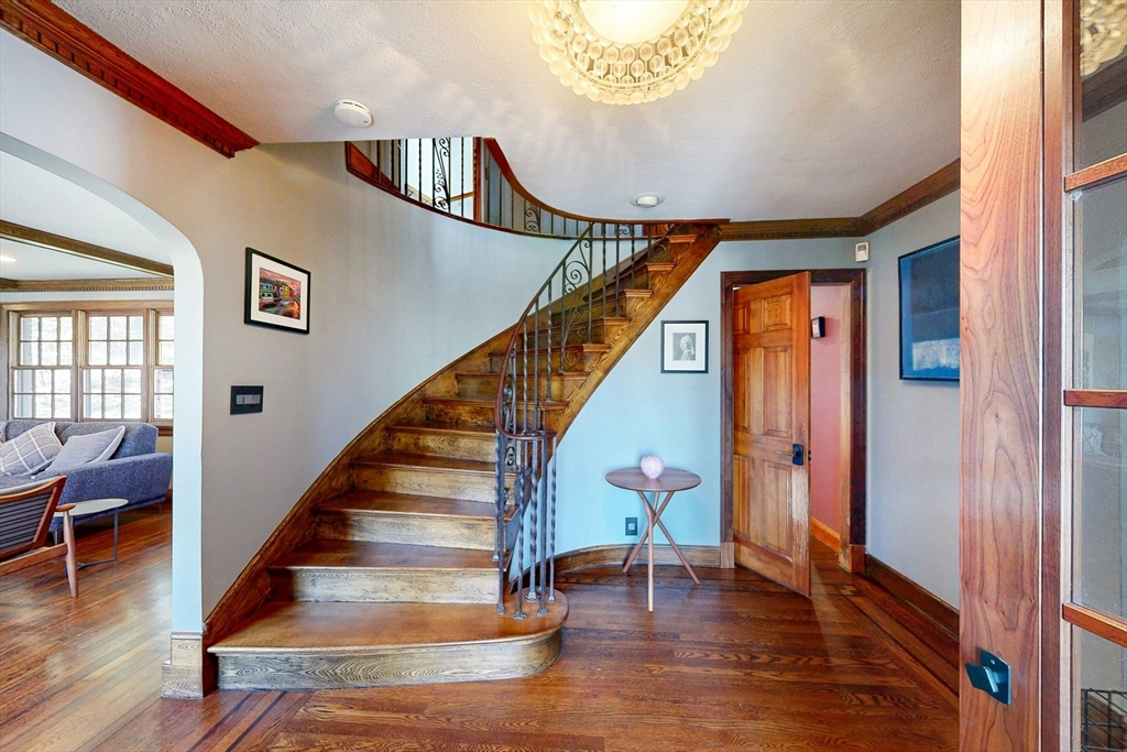 32 Alberta