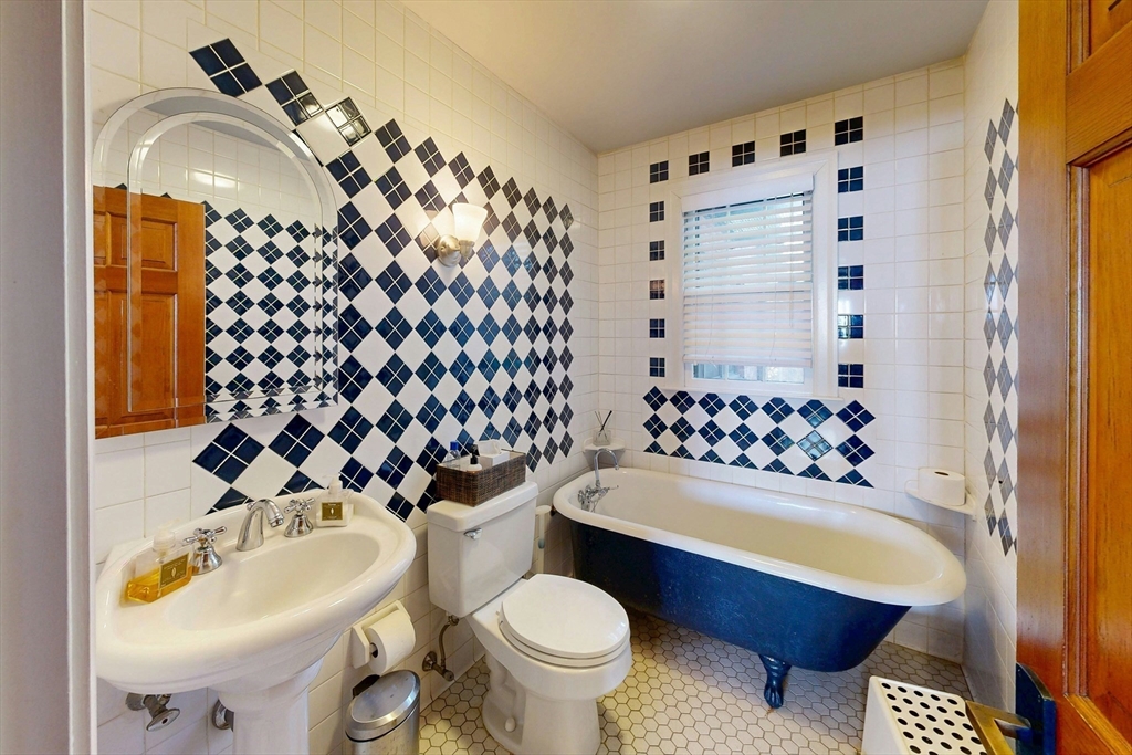 32 Alberta Rd, Brookline, MA, 32 Alberta Rd, Brookline, MA Photo #30