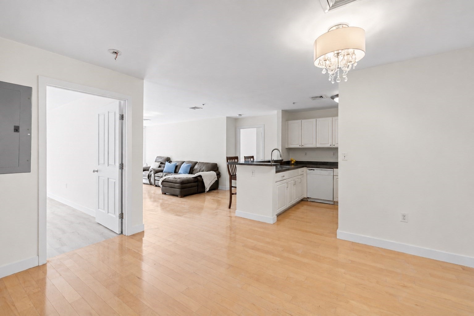 30 Franklin St 312