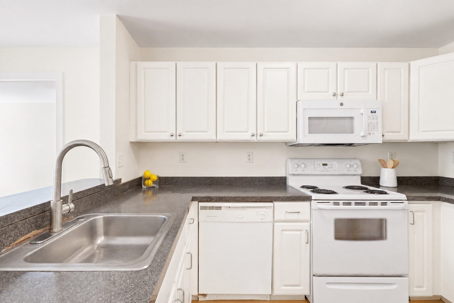 30 Franklin St #312, Malden, MA, 30 Franklin St #312, Malden, MA Photo #9
