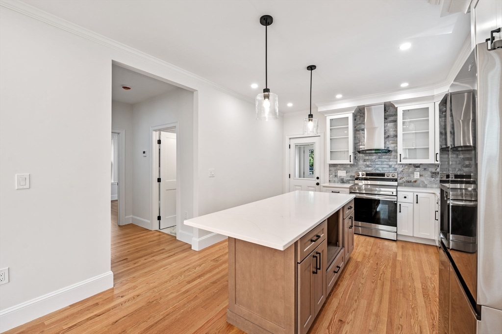 8 Cushing Street 1