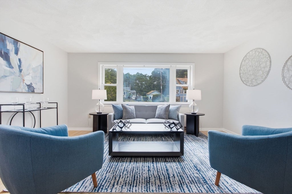 55 Peach Orchard Rd, Burlington, MA Photo #5