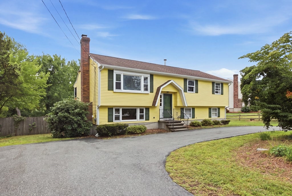 55 Peach Orchard Rd, Burlington, MA Photo #1
