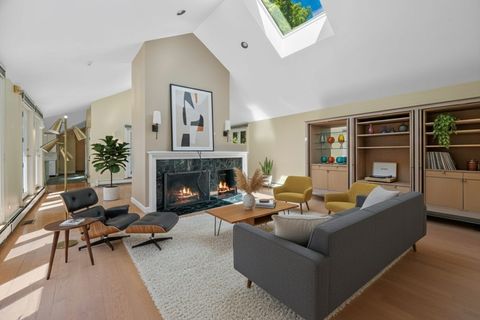 110 Galloupes Point Rd Swampscott MA 01907