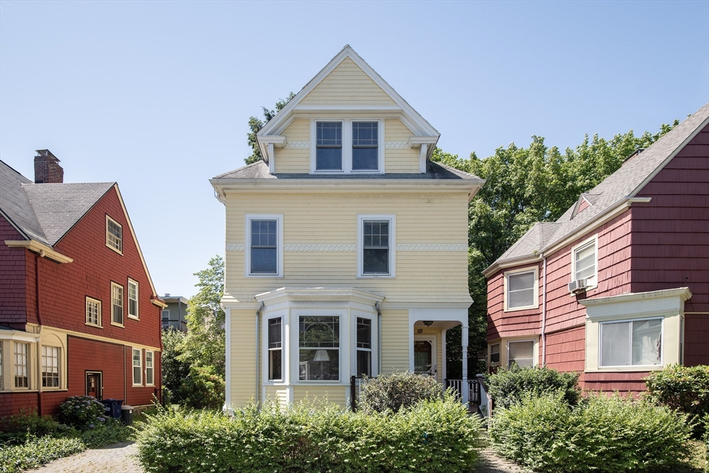 10 Howes Street