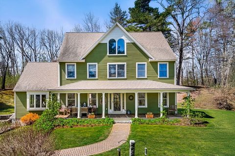 39 Lovers Ln Groton MA 01450