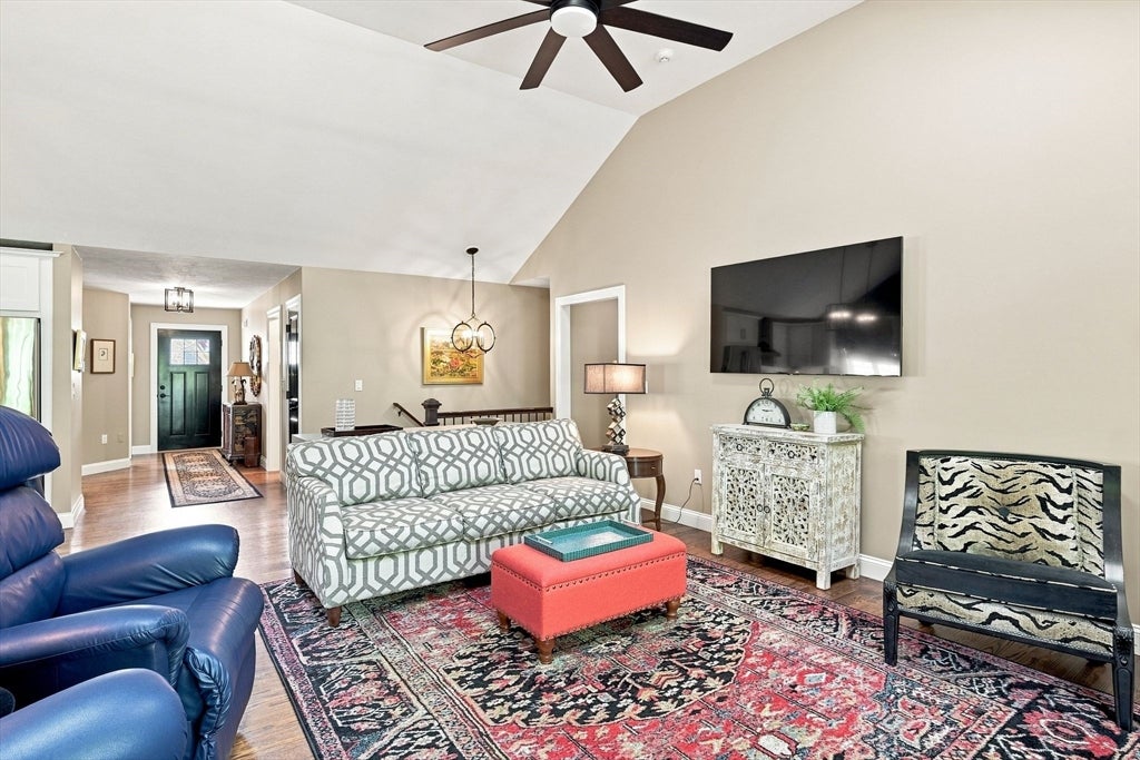 76 Villa Dr #76, Agawam, MA, 76 Villa Dr #76, Agawam, MA Photo #13