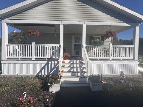 32 Kendall Court Raynham MA 02767