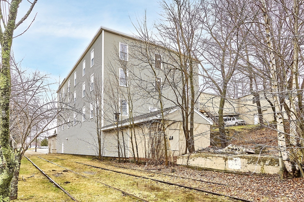 186 Central Street