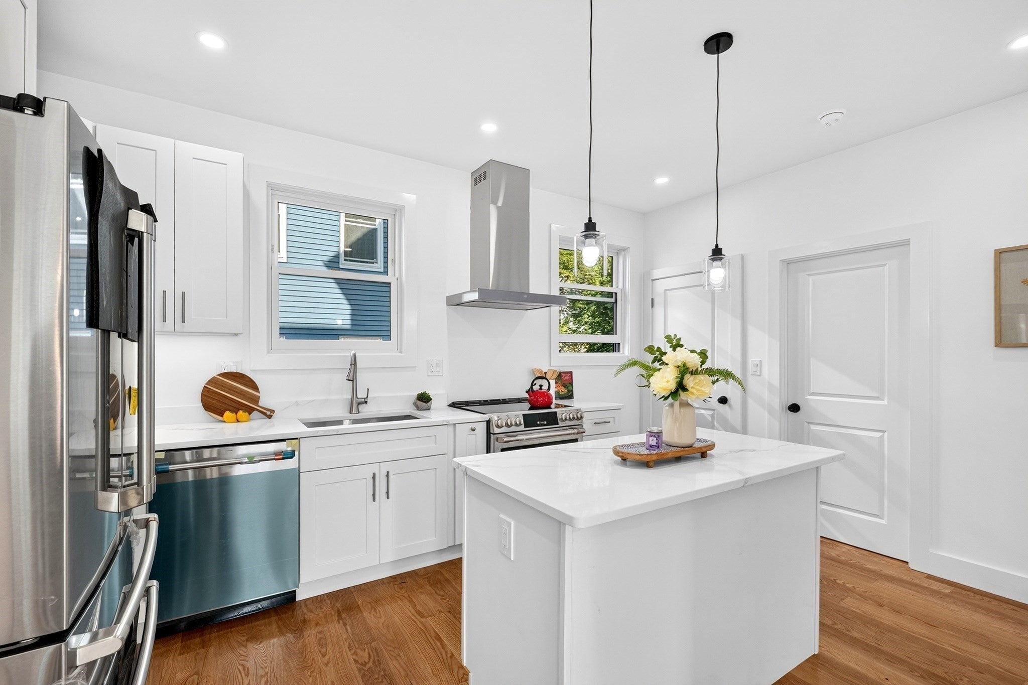 46 Walden St 46