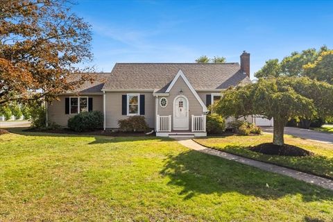52 Garfield St Acushnet MA 02743