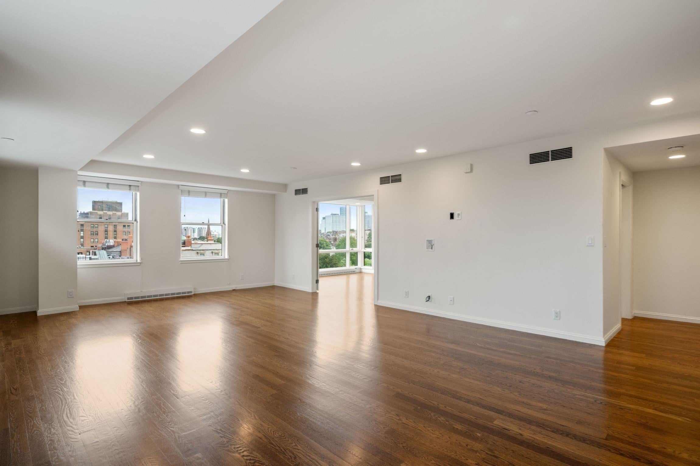2 Commonwealth AVE #8G, Boston, MA Photo #18
