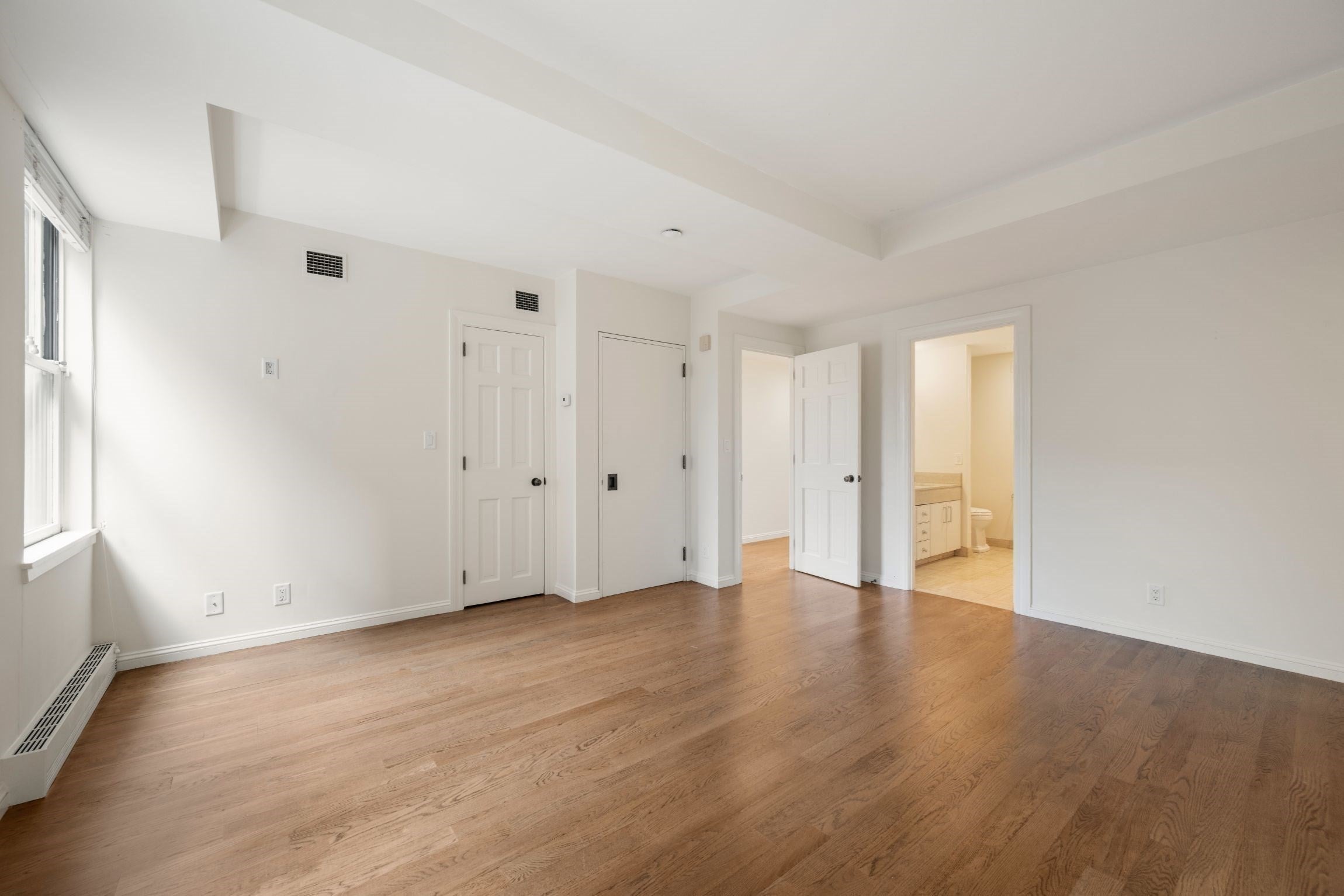 2 Commonwealth AVE #8G, Boston, MA Photo #30
