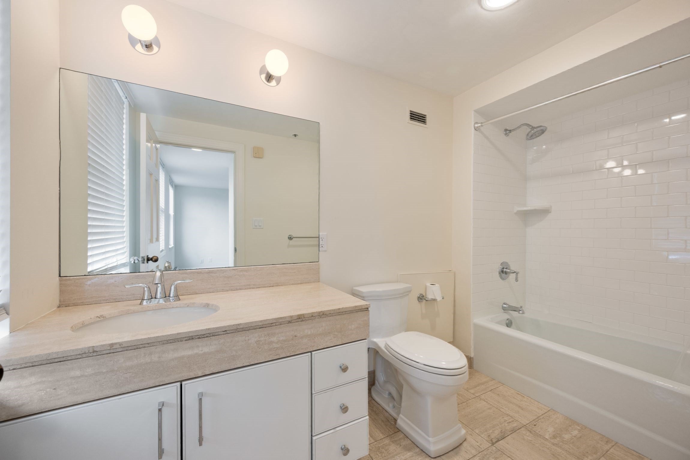 2 Commonwealth AVE #8G, Boston, MA Photo #38