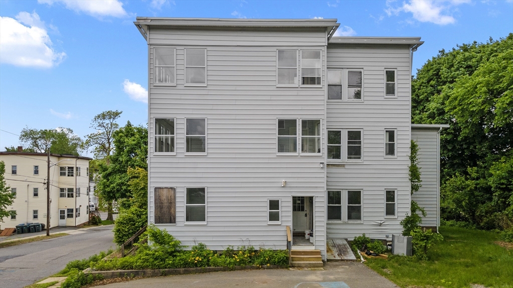 14-18 Florence St