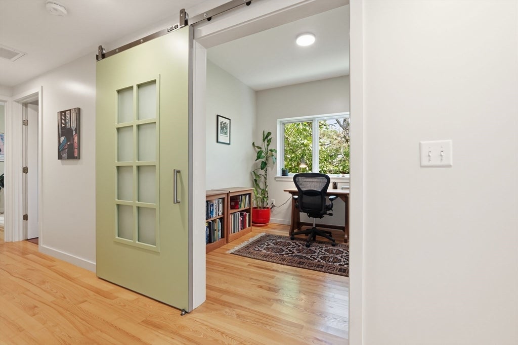 108 Grove St #B, Northampton, MA Photo #27