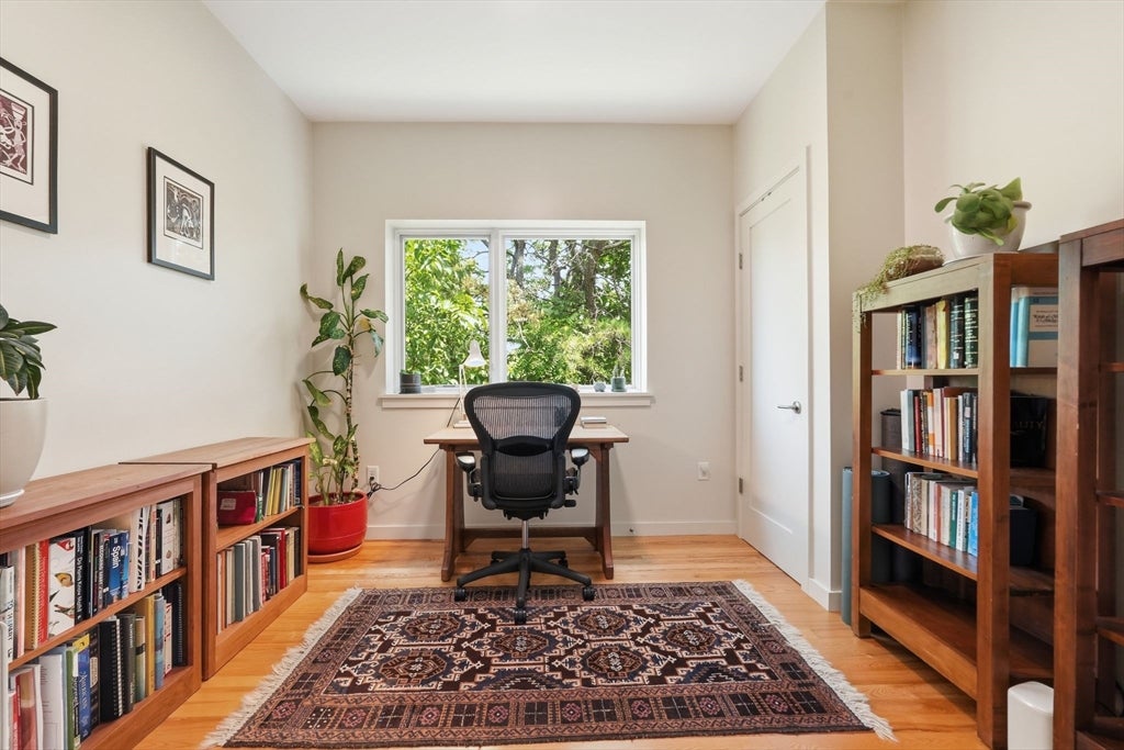 108 Grove St #B, Northampton, MA Photo #28