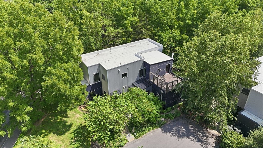108 Grove St #B, Northampton, MA Photo #2