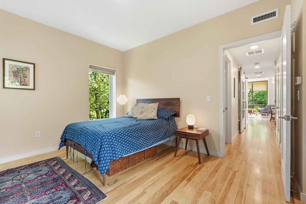 108 Grove St #B, Northampton, MA Photo #21