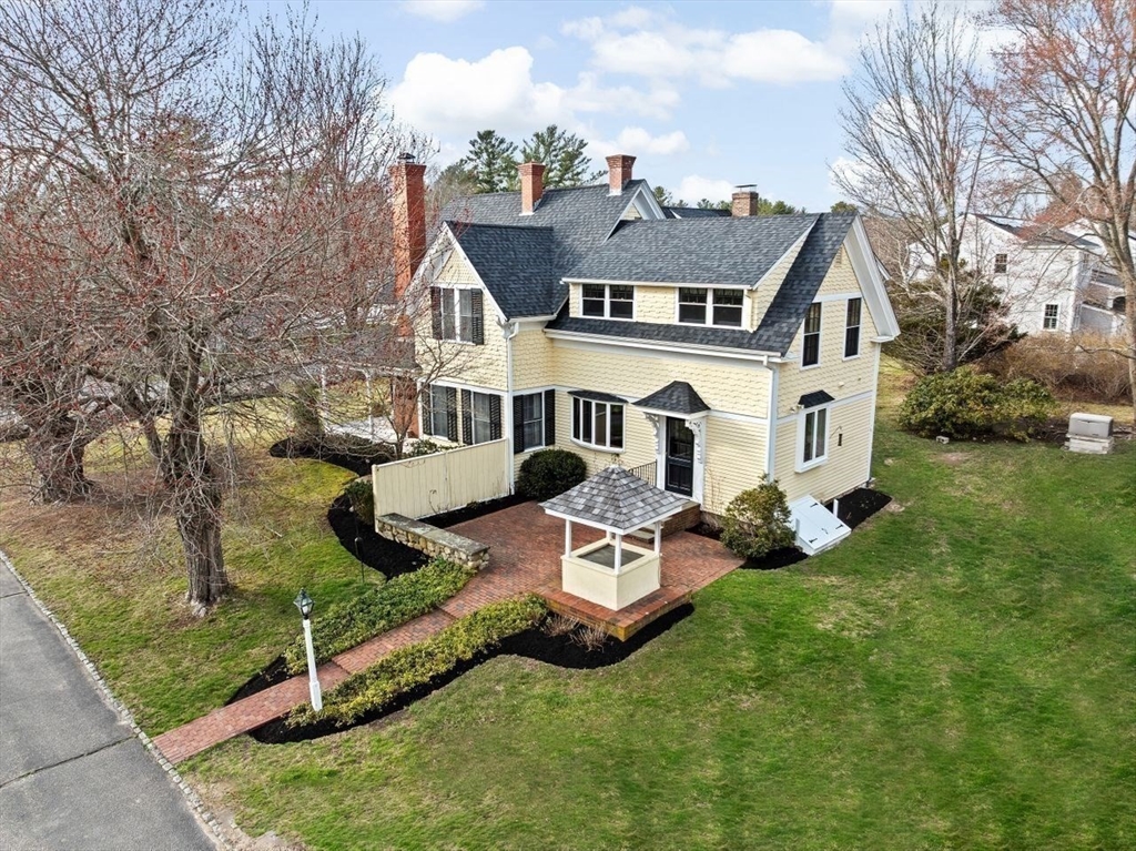 483 River Street