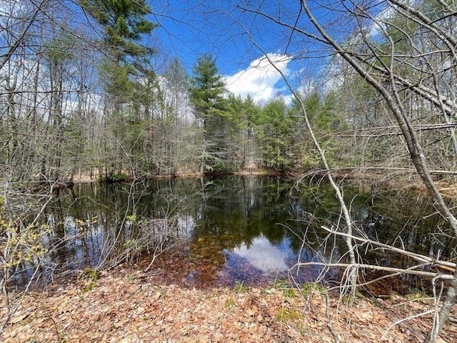 7-L New Athol Rd