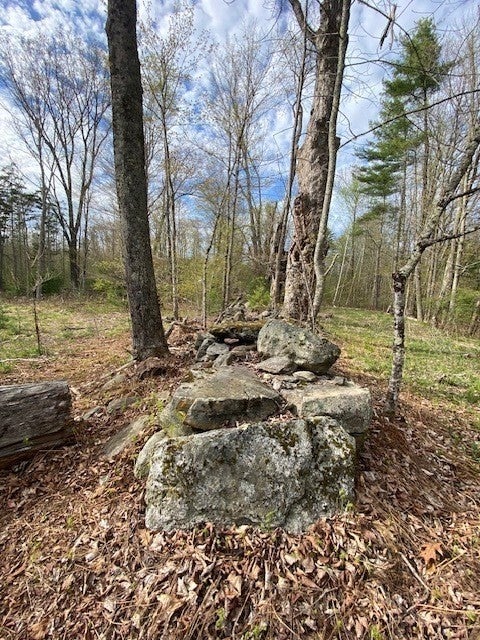 7-L New Athol Rd