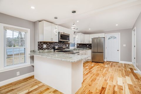 Photo of 104 Youngs Road, Lunenburg, MA 01462 (MLS # 73502833)