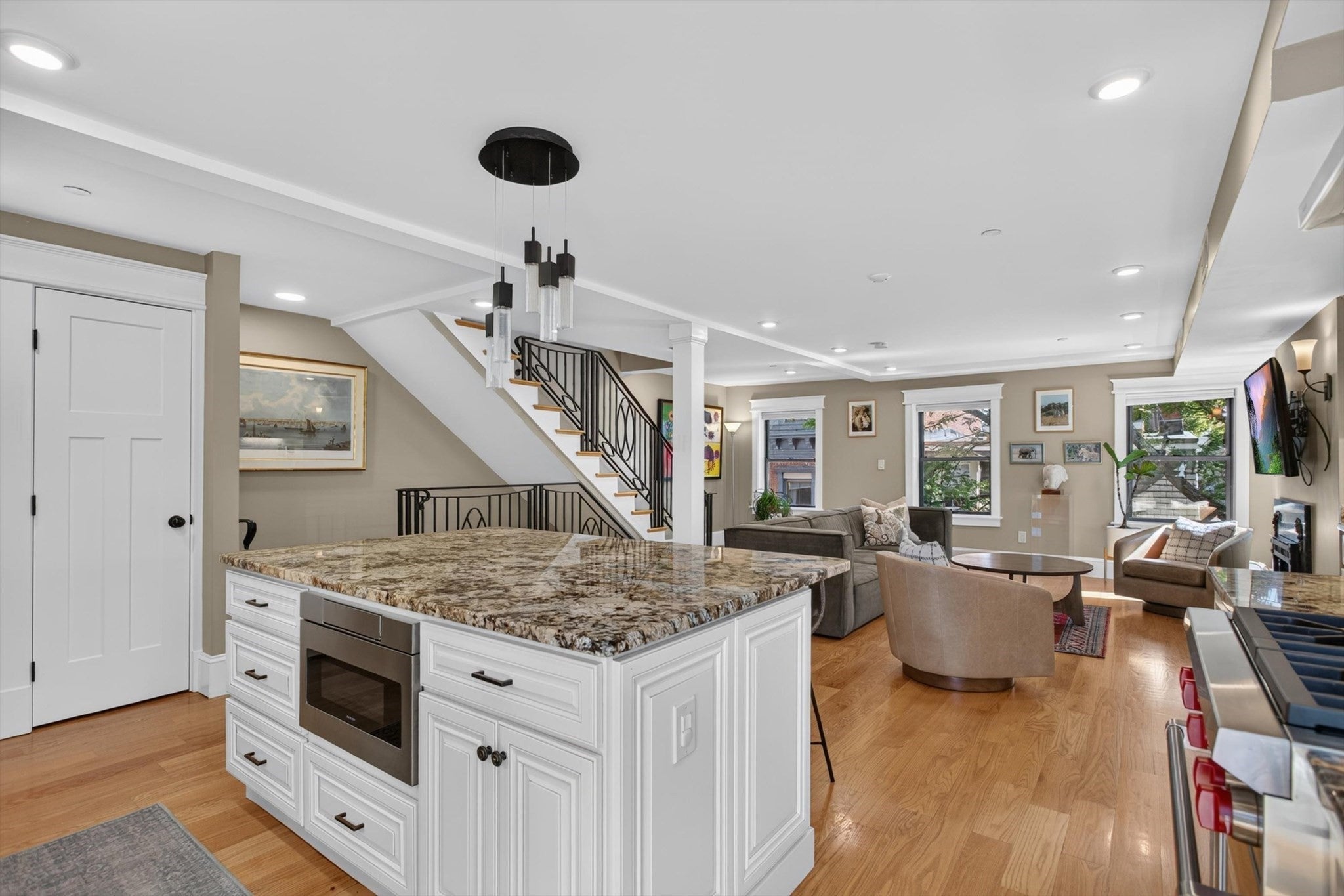 30 Mt. Vernon Street 3