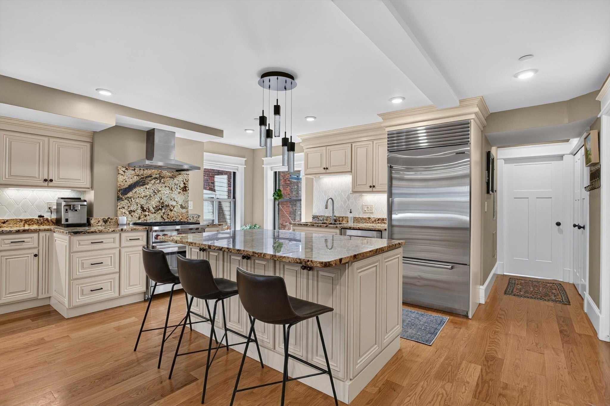 30 Mt. Vernon Street 3