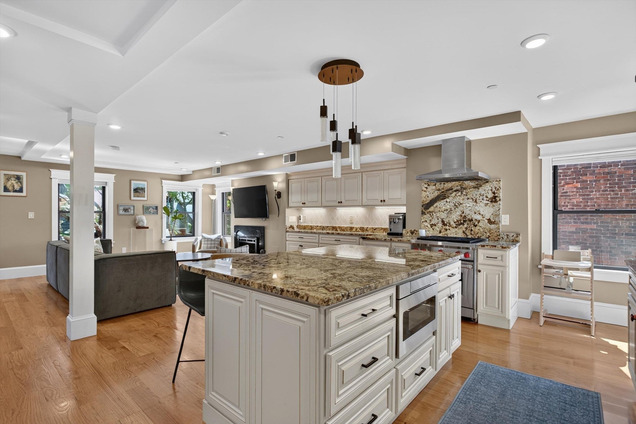30 Mt. Vernon Street 3